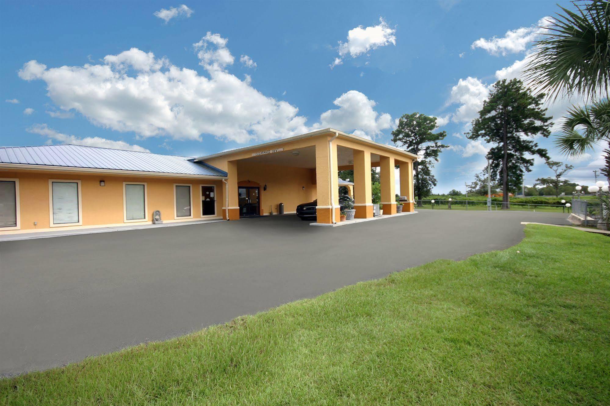 Days Inn By Wyndham Defuniak Springs Luaran gambar